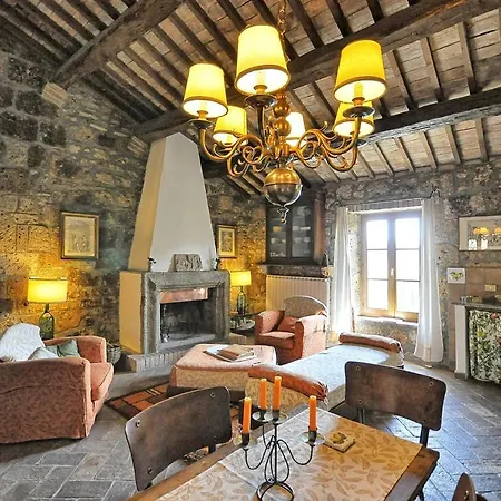 Sleeps 2 Centeno